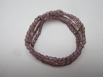 5 strengen armband met glazen kralen van DIDI. beschikbaar voor biedingen