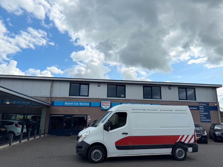 Renault Master 2.3 dCi 81kw | L2H2 | Airco | Navi, Auto's, Bestelauto's, Bedrijf, Te koop, ABS, Airbags, Airconditioning, Alarm