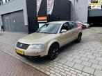 Volkswagen Passat 1.8 Turbo Arctic 2e Eigenaar! Trekhaak Air, Auto's, Volkswagen, Origineel Nederlands, Te koop, 5 stoelen, Beige