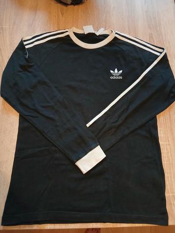 Zwart t-shirt van Adidas,maat m beschikbaar voor biedingen