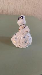 PMI beeldje van het meisje met de hond, Verzamelen, Beelden en Beeldjes, Ophalen of Verzenden, Zo goed als nieuw, Mens