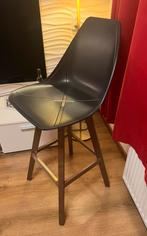 Alma Design X-Barkruk walnoot, 1 kruk, Ophalen of Verzenden, Zo goed als nieuw, 60 tot 90 cm