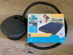 Inflatable mattress + inflator, Ophalen, Zo goed als nieuw