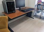 Adjustable Desk (bolt adjustment), Huis en Inrichting, Bureaus, Ophalen of Verzenden, Zo goed als nieuw