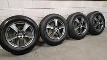 Titanium velgen + NW banden 3008 5008 C5 Aircross 215/65/17 beschikbaar voor biedingen