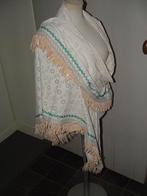 Le Rouge grote driehoek sjaal met mooie details handgemaakt