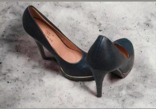 ✨️CLOWSE Pumps Maat 37 Prima Staat✨️, Kleding | Dames, Schoenen, Zo goed als nieuw, Pumps, Zwart, Ophalen of Verzenden