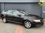 Volvo V70 2.0 T5 Kinetic Aut | Climate Control | Leer | Navi, Gebruikt, Overige brandstoffen, Zwart, Te koop