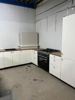 Complete keuken Compleet met APP 120Keukens op voorraad 2872, Ophalen of Verzenden, Zo goed als nieuw, Hoekkeuken, Met kookeiland