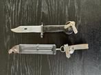 Originele Joegoslavische M70 AKM bajonet, compleet + schede, Verzamelen, Militaria | Algemeen, Ophalen of Verzenden, Landmacht