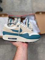Nike Air Max 1 Soft Pearl maat 42 Nieuw, Overige kleuren, Nieuw, NIKE, Ophalen of Verzenden