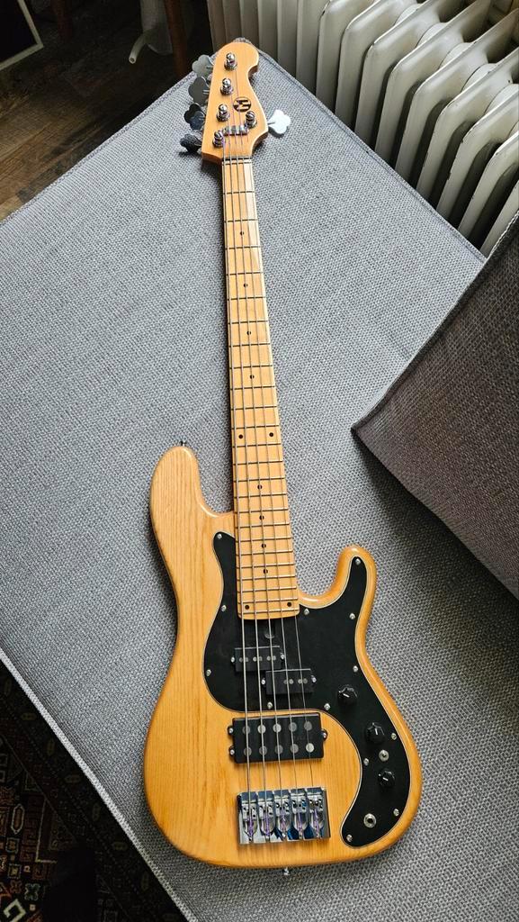 Maruszczyk Custom Jake 5p 24 basgitaar, Muziek en Instrumenten, Snaarinstrumenten | Gitaren | Bas, Gebruikt, Elektrisch, 5-snarig