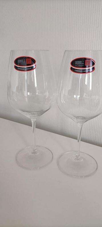 2 Riedel wijnglazen cabernet/merlot beschikbaar voor biedingen