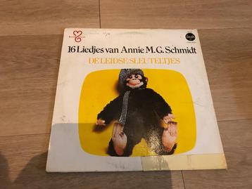LP 16 liedjes Annie M G Schmidt beschikbaar voor biedingen