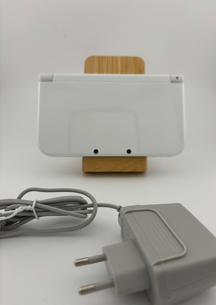 New Nintendo 3DS XL - Dual IPS! - Wit, Spelcomputers en Games, Spelcomputers | Nintendo 2DS en 3DS, Gebruikt, 3DS XL, Wit, Ophalen of Verzenden