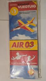 AIR 03 Katapult Vliegtuig – Vintage Shell Promotieartikel, Antiek en Kunst, Antiek | Speelgoed, Ophalen of Verzenden