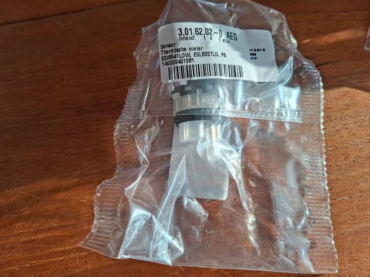 3.01.62.02-0

AEG 140000401061 temparatuurvoeler, Witgoed en Apparatuur, Overige Witgoed en Apparatuur, Nieuw, Ophalen