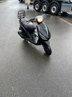 Scooter Piaggio zipp, Fietsen en Brommers, Scooters | Piaggio, Ophalen, Gebruikt, Zip, Benzine