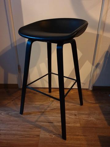 Hay about a stool barkruk zithoogte 75 cm beschikbaar voor biedingen