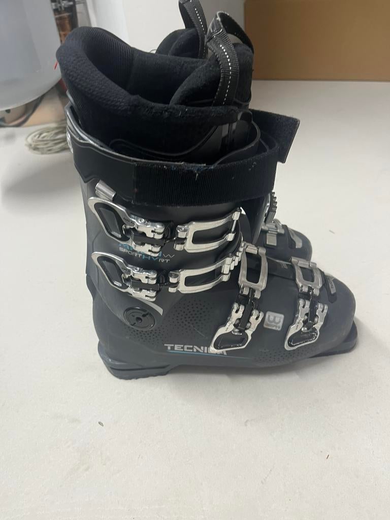 Tecnica Mach Sport HV 80 RT skischoenen maat 305 mm/ mp26, Sport en Fitness, Skiën en Langlaufen, 160 tot 180 cm, Schoenen, Zo goed als nieuw
