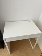 Bureau ikea, Ophalen of Verzenden, Zo goed als nieuw