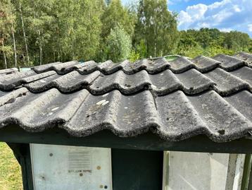 Eternit sneldekker beton dakpannen beschikbaar voor biedingen