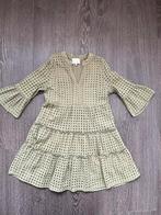 Meisjes jurkje / jurk A-lijn groen van Ai&Ko mt 128, Meisje, Ophalen of Verzenden, Zo goed als nieuw, Ai&Ko