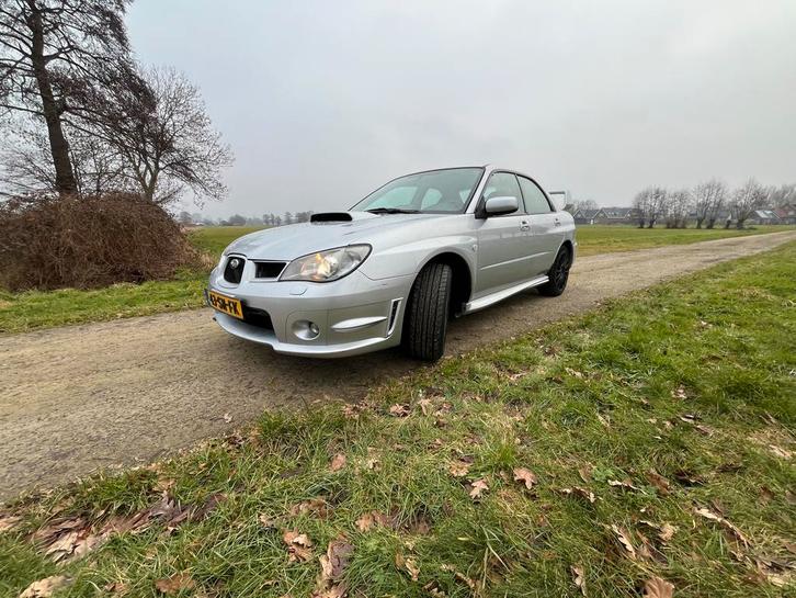 Subaru Impreza 2.5 WRX AWD 2006 Grijs, Auto's, Subaru, Particulier, Impreza, 4x4, Bluetooth, Centrale vergrendeling, Climate control