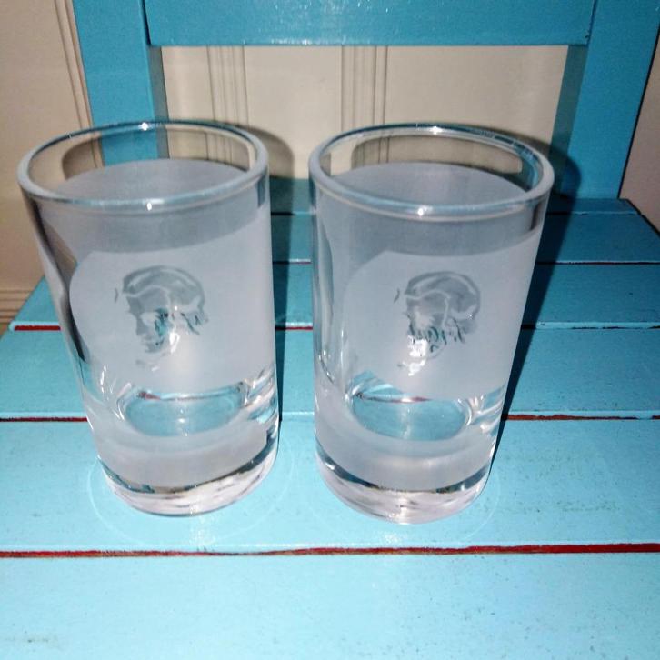 Mozart chocolate liqueur glazen 2 x 2 stuks en mini flesje, Verzamelen, Glas en Borrelglaasjes, Gebruikt, Overige typen, Ophalen