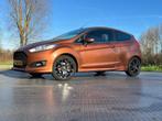 Ford Fiësta 1.0 92KW/125PK 3D 2013 Bruin, Auto's, Voorwielaandrijving, Euro 5, 125 pk, Bruin