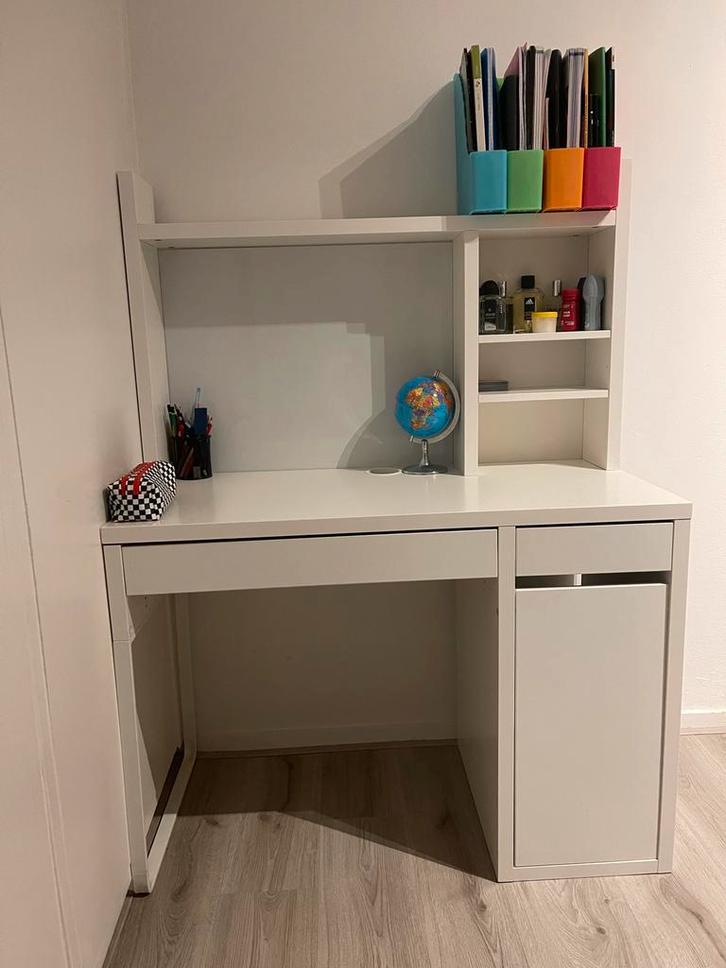 Ikea Micke bureau met Opbergruimte, Huis en Inrichting, Bureaus, Zo goed als nieuw, Bureau, Ophalen of Verzenden
