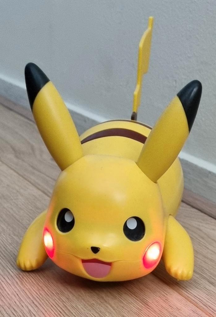 Pikachu Thunderbolt van Tomy, Kinderen en Baby's, Speelgoed | Badspeelgoed, Ophalen of Verzenden