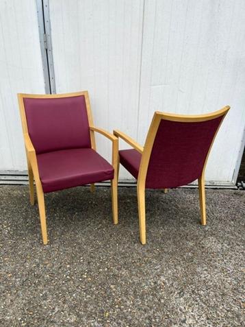 1 stuks horeca zorgstoelen, kunstleder paars beschikbaar voor biedingen