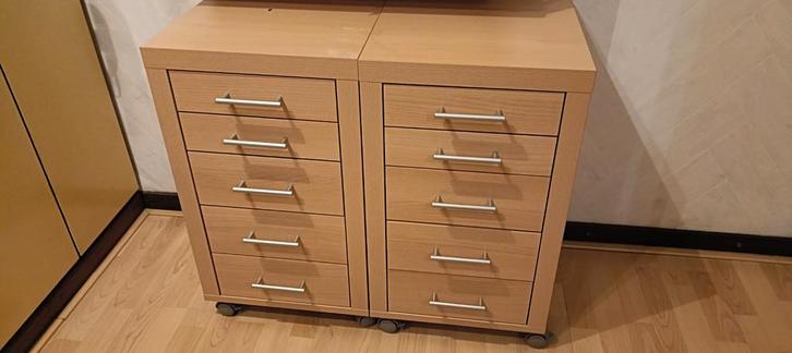 Twee lade kastjes op wielen, Huis en Inrichting, Kasten | Dressoirs, Gebruikt, Minder dan 50 cm, 50 tot 75 cm, Met lade(s), Overige materialen