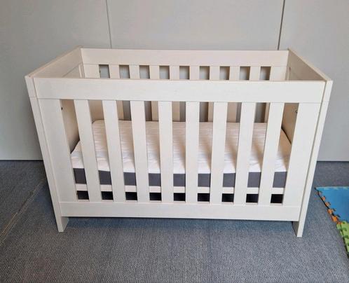 Ledikant Interbaby wit robuust incl matras, Kinderen en Baby's, Kinderkamer | Complete kinderkamers, Zo goed als nieuw, Jongetje of Meisje