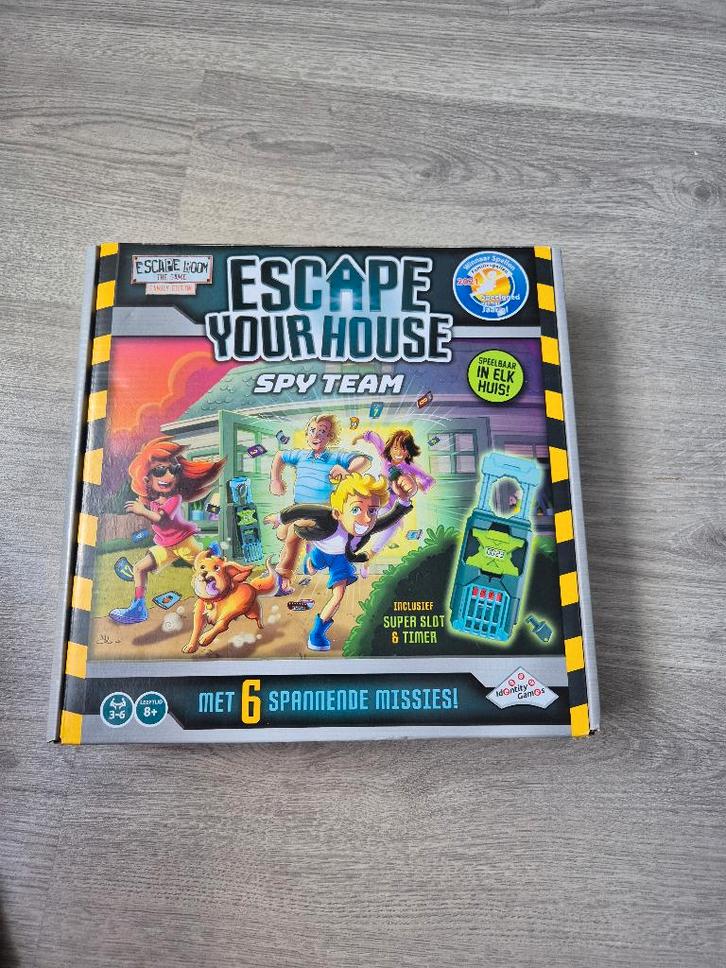 Escape Your House - Familiespel, Hobby en Vrije tijd, Gezelschapsspellen | Bordspellen, Zo goed als nieuw, Ophalen of Verzenden