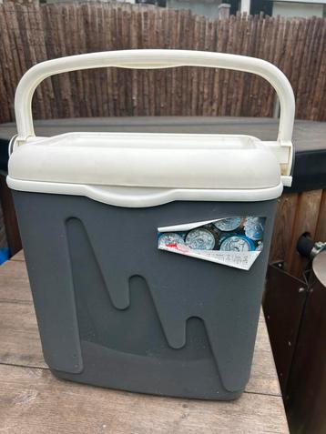 Curver koelbox 20 liter beschikbaar voor biedingen