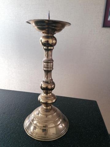 Antiek koperen -messing kerk kandelaar 46 cm hoog izgst beschikbaar voor biedingen