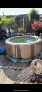 Intex Jacuzzi kleine prijs, moet weg! €50 vandaag alleen, Tuin en Terras, Bubbelbaden en Hottubs, Ophalen of Verzenden, Zo goed als nieuw