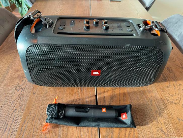 JBL Partybox On The Go met microfoon, Audio, Tv en Foto, Karaoke-apparatuur, Zo goed als nieuw, Complete set, Ophalen