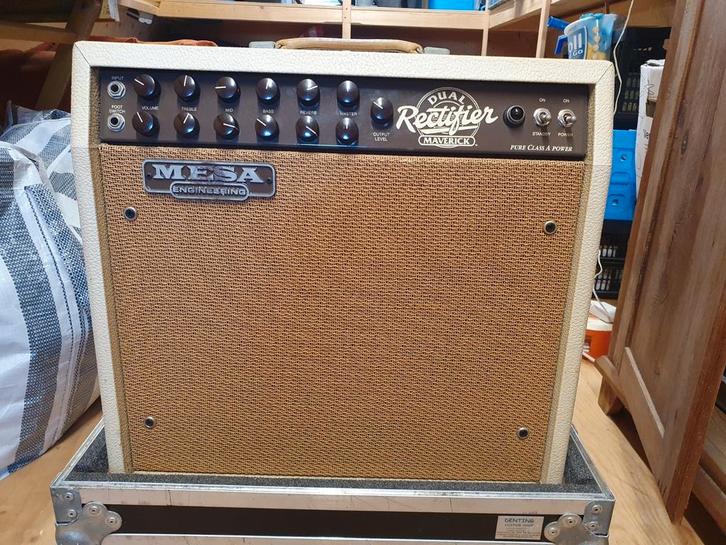 Mesa Boogie dual rectifier Maverick combo, Muziek en Instrumenten, Versterkers | Bas en Gitaar, Gebruikt, Minder dan 50 watt, Ophalen