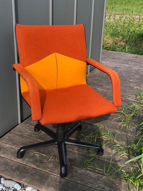 Zeldzame Artifort stoel  ‘98 kvadrat oranje oker, Huis en Inrichting, Bureaustoelen, Ophalen of Verzenden
