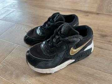 Nike jongensschoenen - maat 26 beschikbaar voor biedingen