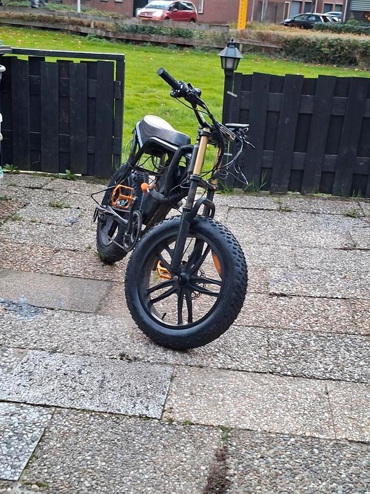 Custom fatbike v8, Fietsen en Brommers, Brommers | Tomos, Overige modellen, Ophalen of Verzenden