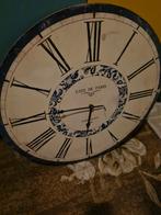 Franse Wandklok oud stijl, Huis en Inrichting, Woonaccessoires | Klokken, Ophalen of Verzenden, Zo goed als nieuw, Wandklok