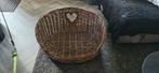 Rotan rieten honden mand designed by lotte, Dieren en Toebehoren, Hondenmanden, Ophalen