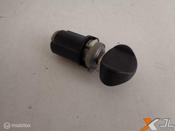 W140 S-KLASSE STUURSLOTCILINDER  A1404601504 beschikbaar voor biedingen