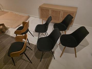 6 stoelen beschikbaar voor biedingen