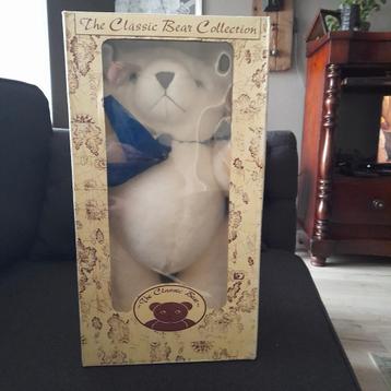 2 Classic bears in doos, Louie en Samuel beschikbaar voor biedingen
