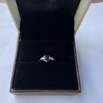 Ring goud met diamanten en donkerblauwe saffier, Sieraden, Tassen en Uiterlijk, Ringen, Ophalen of Verzenden, Nieuw, Goud, Dame